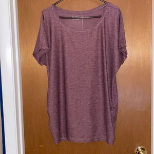 Women’s Eddie Bauer workout top T2xl